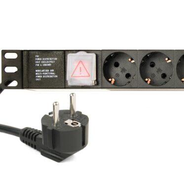 Innotech Pdu დენის გამანაწილებელი საკომუნიკაციო კარადისთვის Finen, Euro 8 Ways